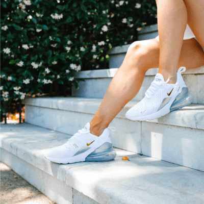 Nike Air Max 270 WMNS on feet