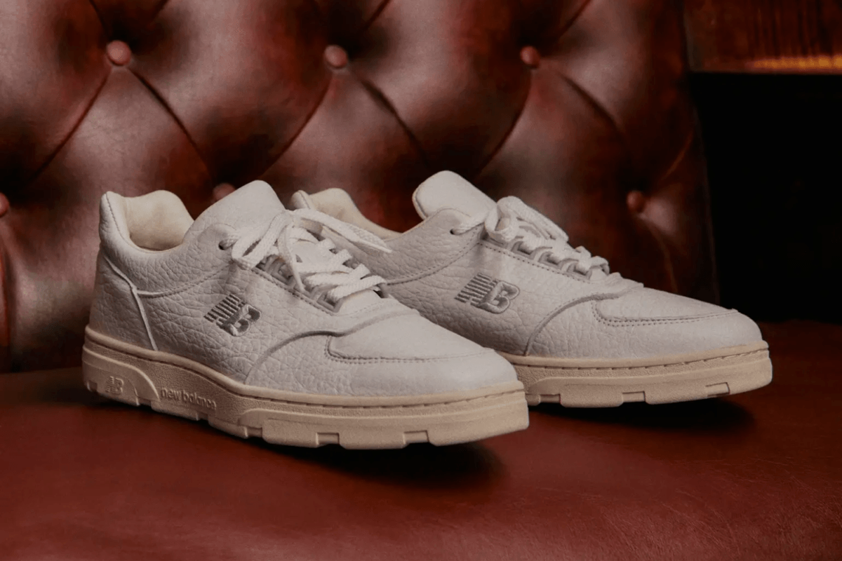 De New Balance (grand)dad shoe Allerdale verschijnt in een witte colorway