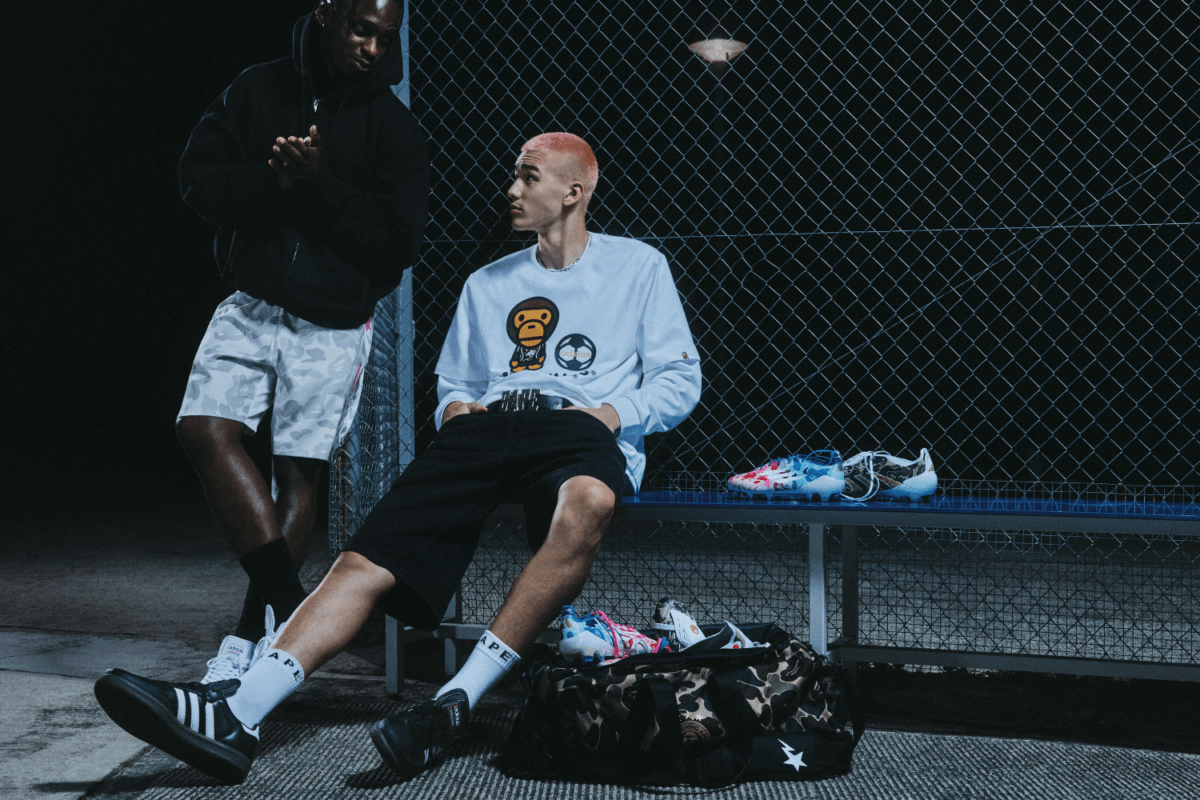 BAPE en adidas brengen streetwear naar het voetbalveld met nieuwe collectie