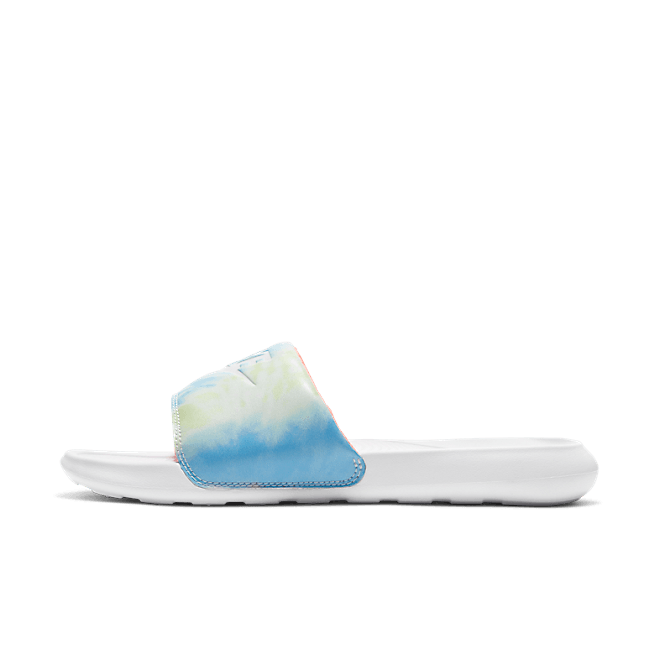 Nike Victori One CN9676-101