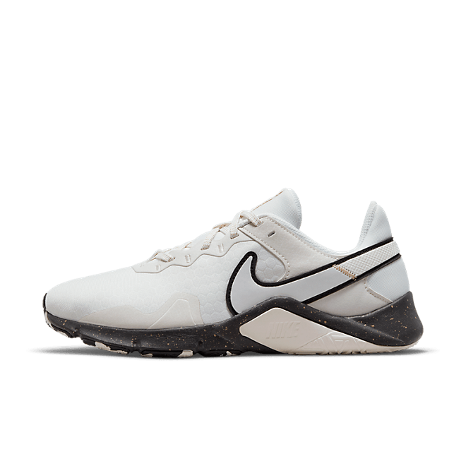 Nike Legend Essential 2 Premium CZ3668-100