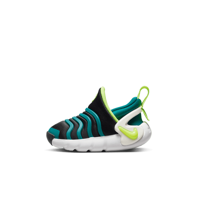 Nike Dynamo Go Eenvoudig aan en uit te trekken DH3438-003