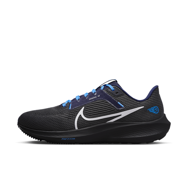 Nike Pegasus 40 (NFL Tennessee Titans) Road DZ5970-001