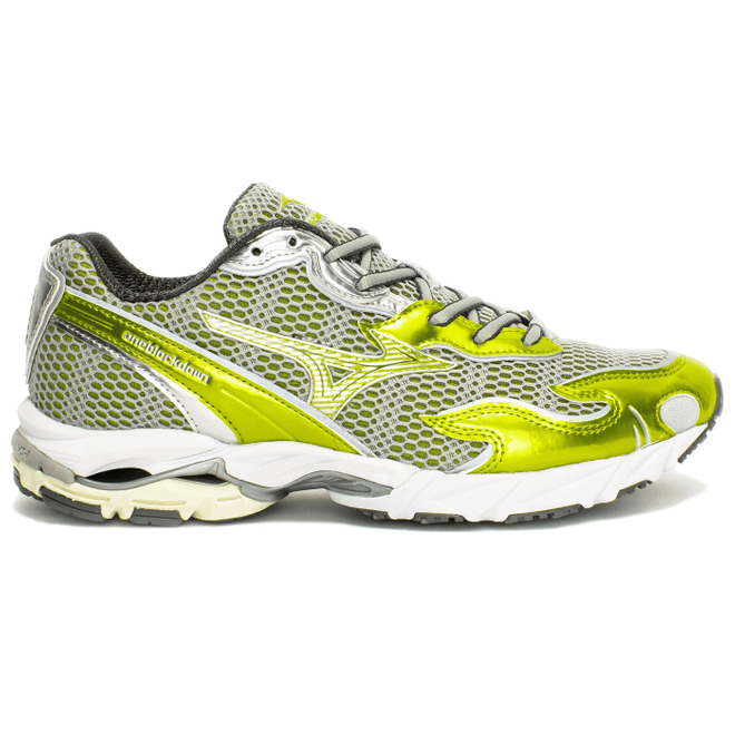 Mizuno Wave Rider 10 Flame Wave One Block Down Amazon D1GD232702