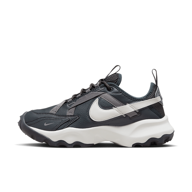 Nike TC 7900 DD9682-001