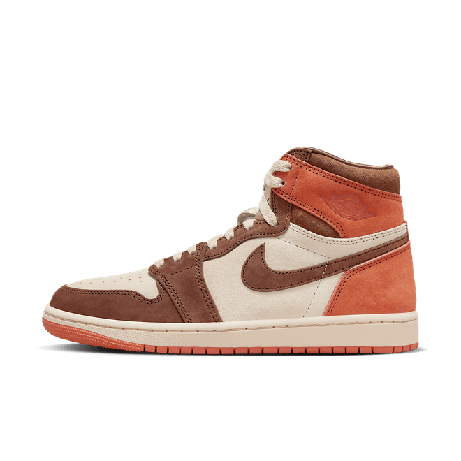 Air Jordan 1 Retro High OG WMNS 'Dusted Clay' FQ2941-200