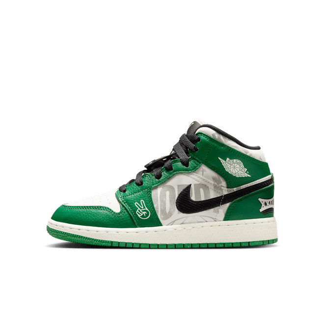 Air Jordan 1 Mid SE GS 'Overbranded' HF3200-300