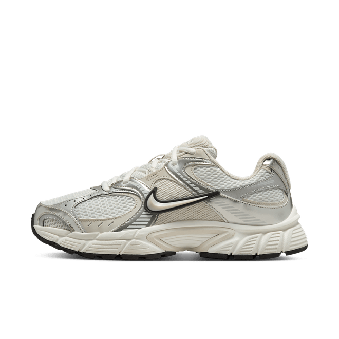 Nike V5 RNR HQ7901-104