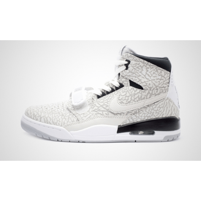 Nike Air Jordan Legacy 312 AV3922-100