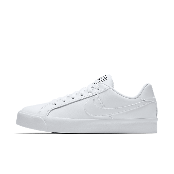Nike Court Royale Platform AO2810 102