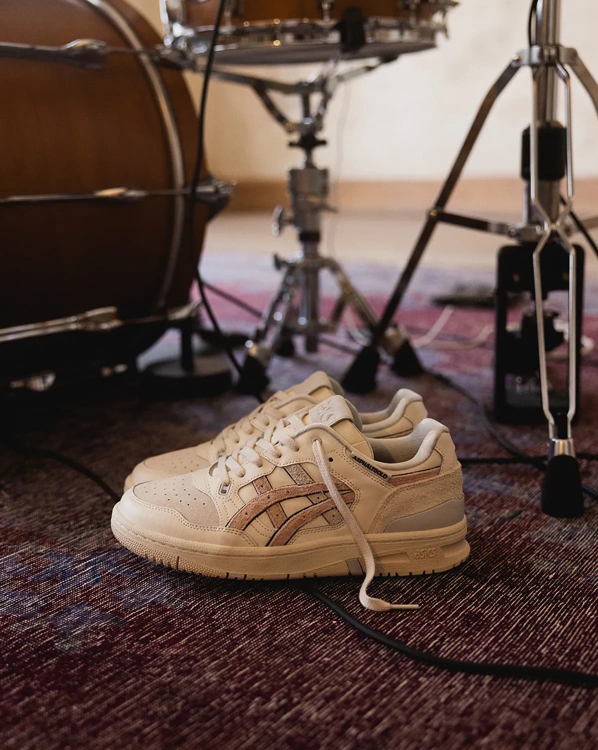 ASICS x Asphaltgold 'Impromptu' bij drumstel