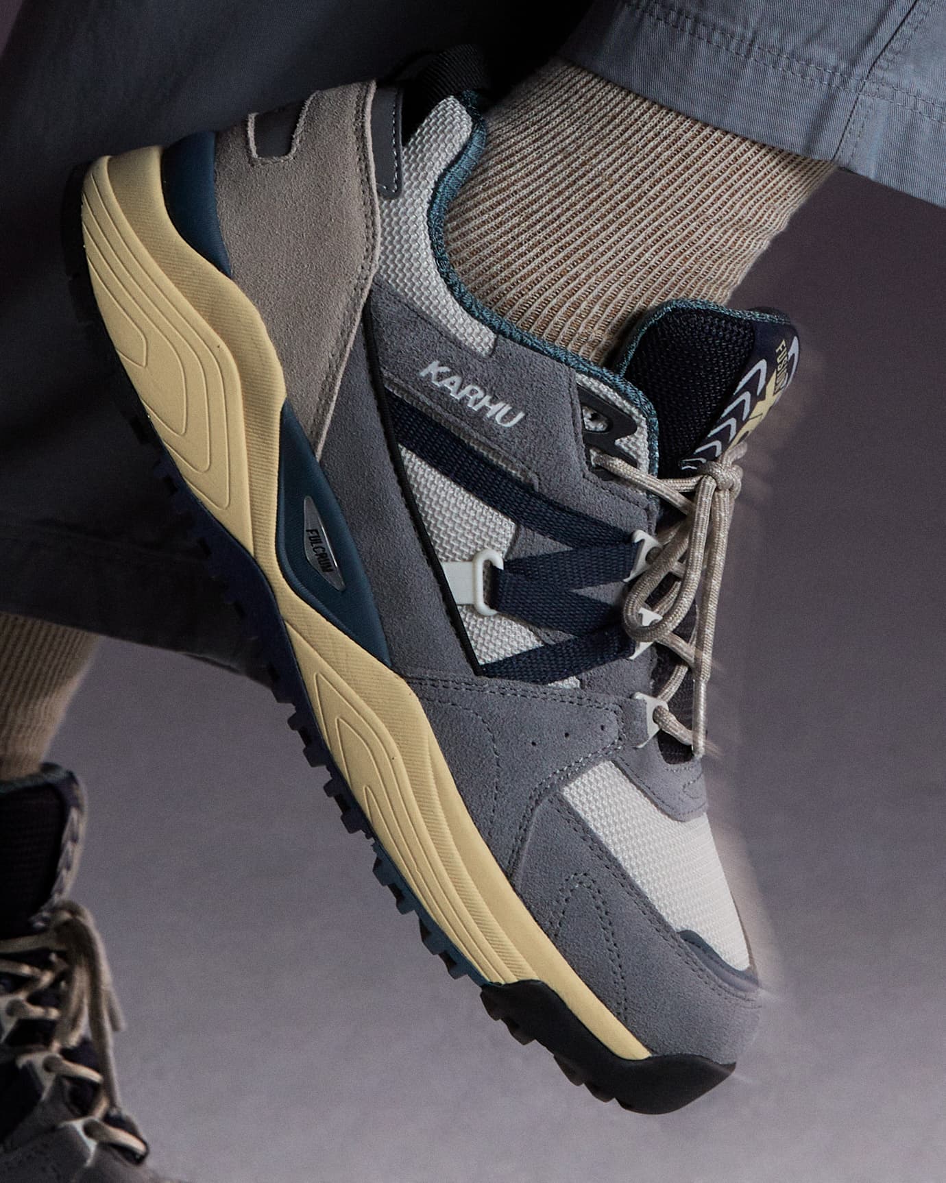 Karhu Fusion XC 'Ultimate Grey' Polar Night Pack