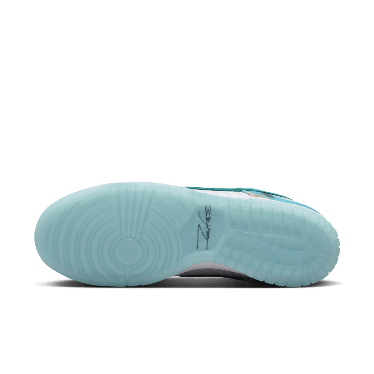 Futura x Nike SB Dunk Low