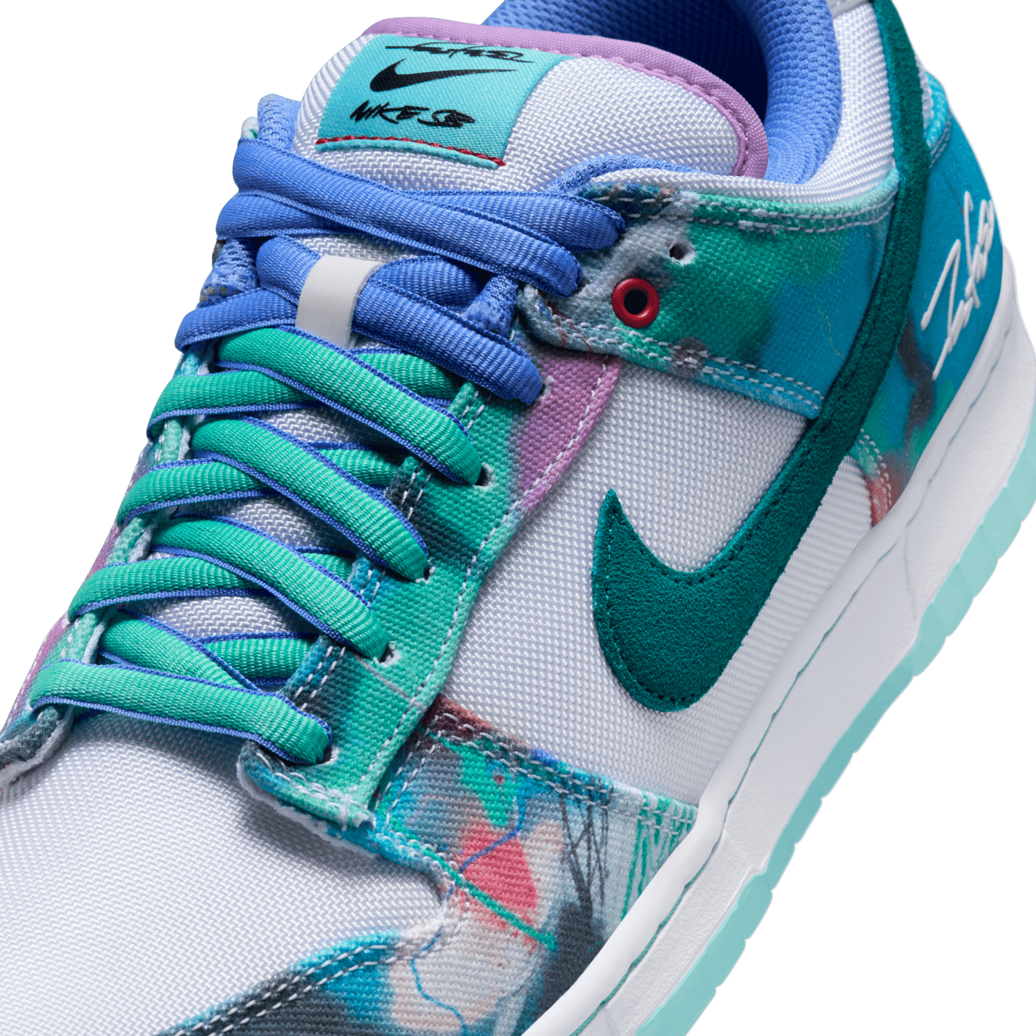 Futura x Nike SB Dunk Low