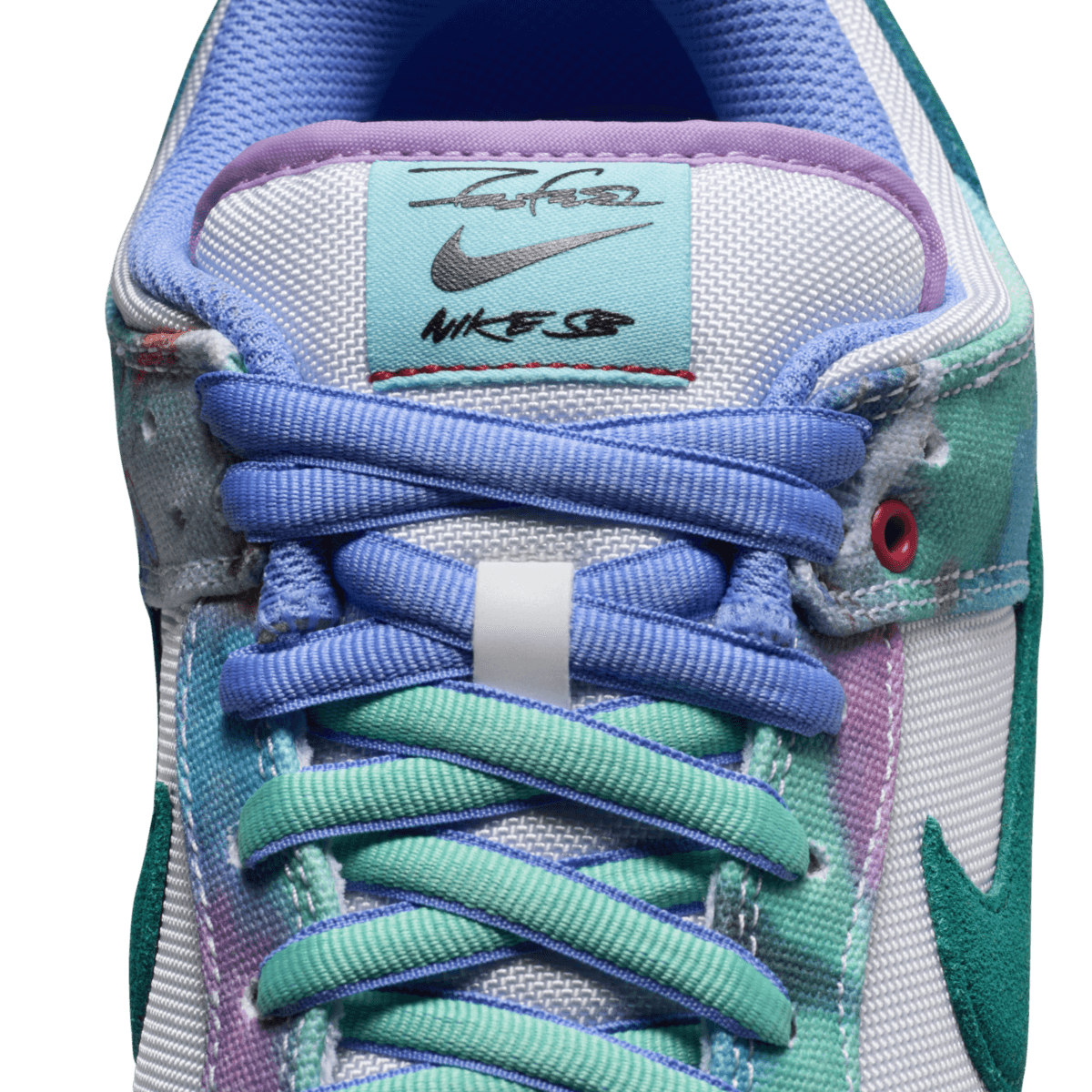 Futura x Nike SB Dunk Low