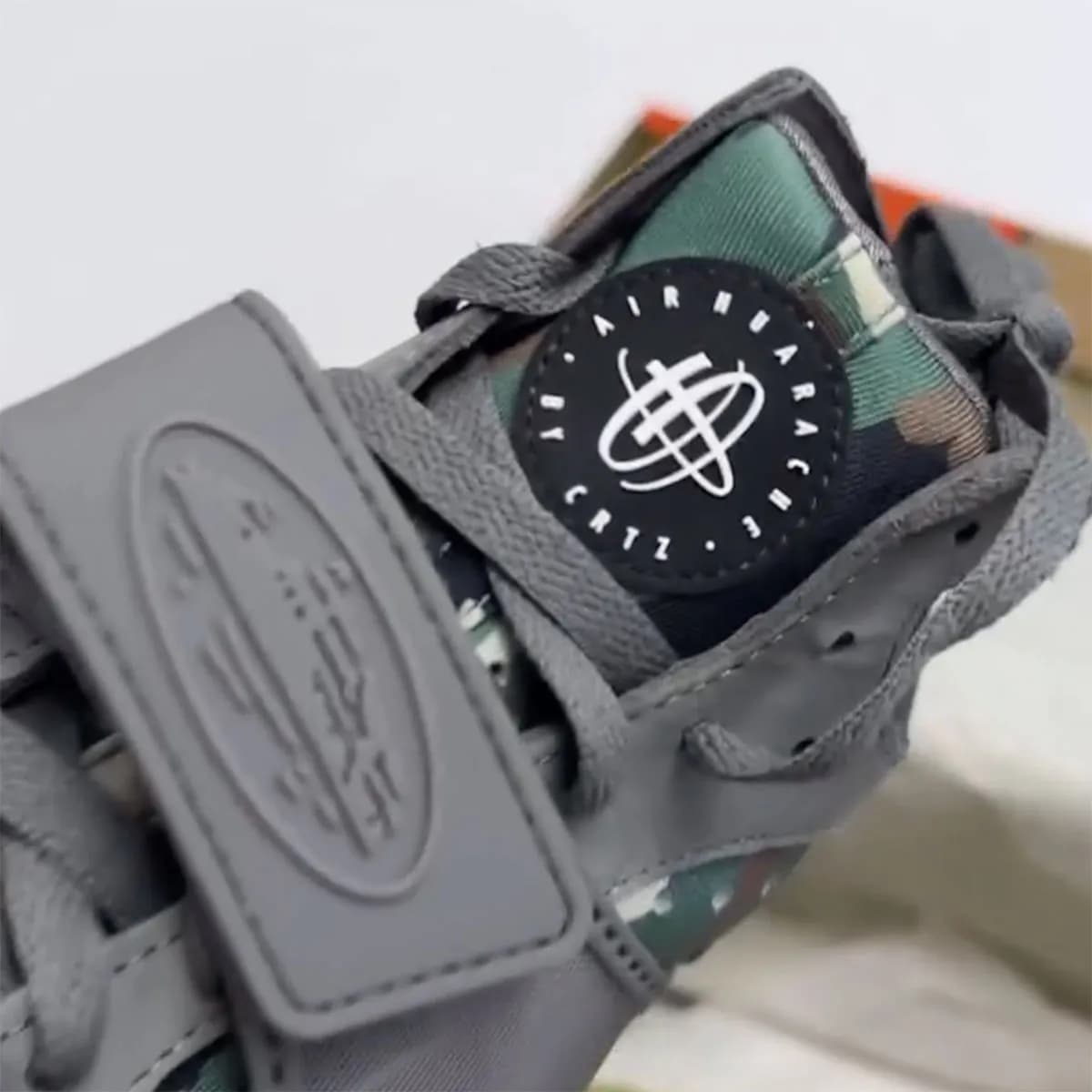 Corteiz x Nike Air Trainer Huarache 'Flat Pewter' FQ8793-001