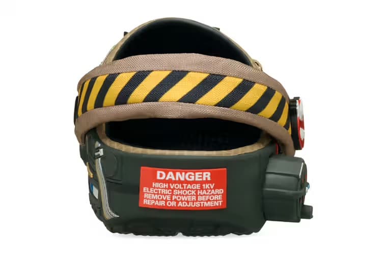 Ghostbusters x Crocs Classic Clog right pair