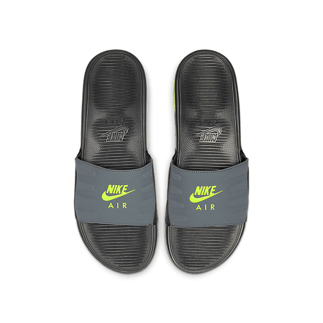 Nike Air Max Camden Dark Volt