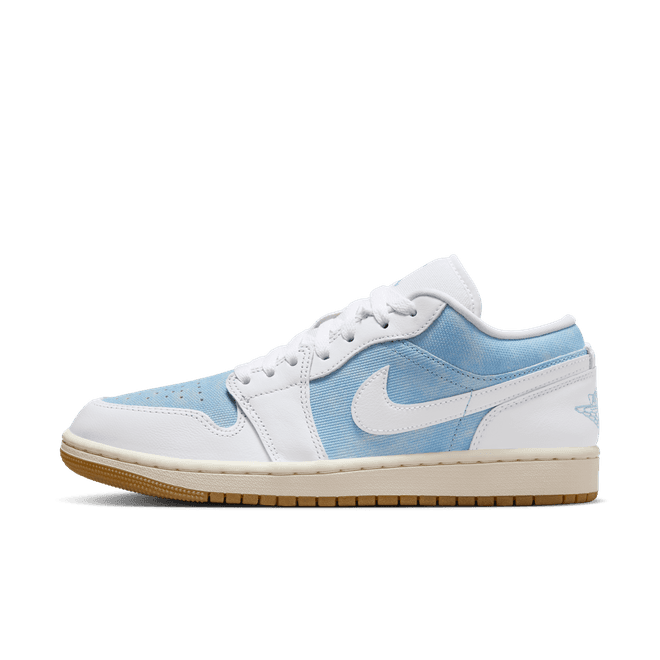 Air Jordan 1 Low SE WMNS 'Worn Blue'