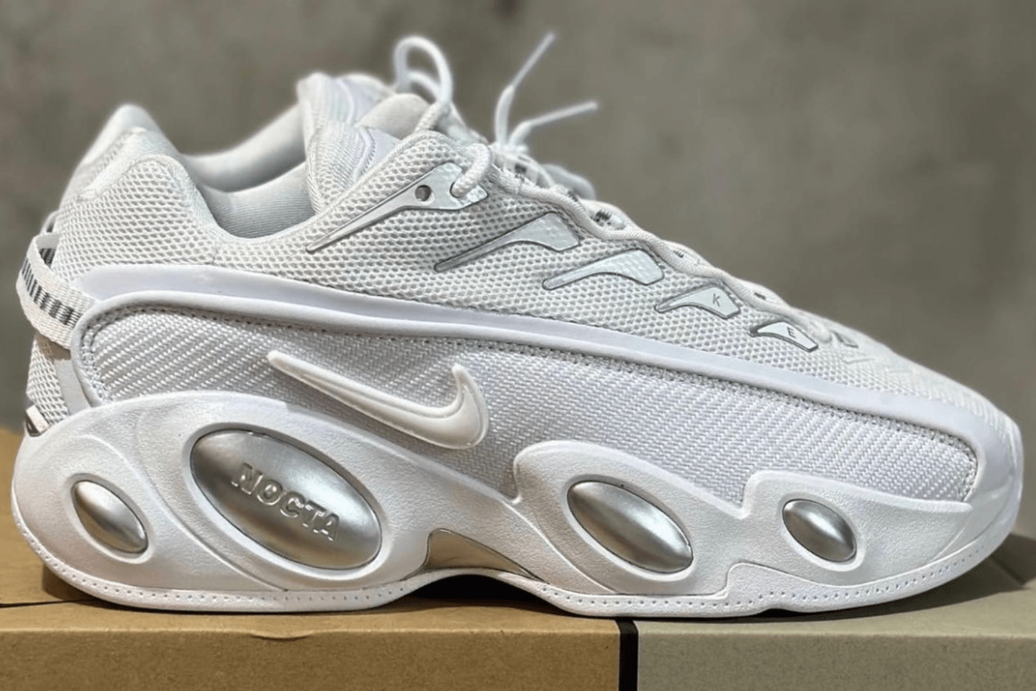 Opkomende colorways van Drake's Nike NOCTA Glide