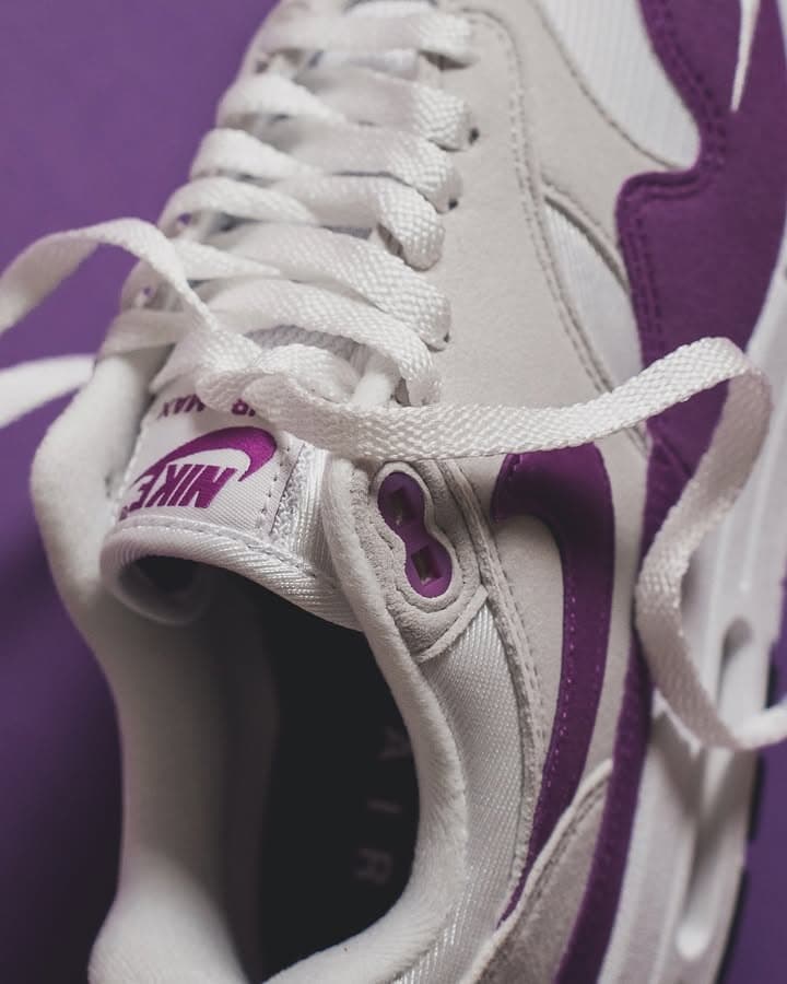 Nike Air Max 1 '87 'Bold Berry'