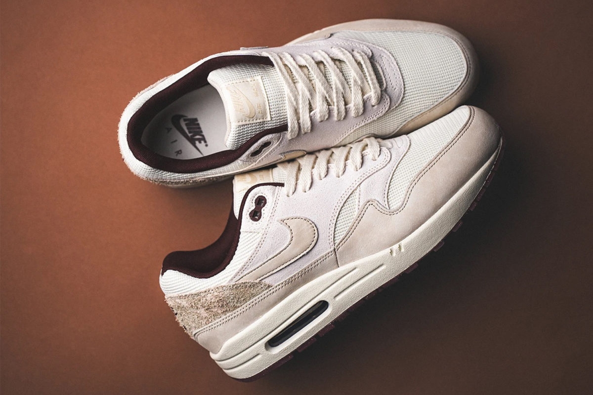 Out now: Nike Air Max 1 en Air Max 90 'Burgundy Crush'