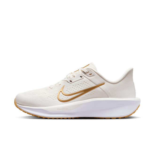 Nike Wmns Quest 6 'Phantom Metallic Gold'