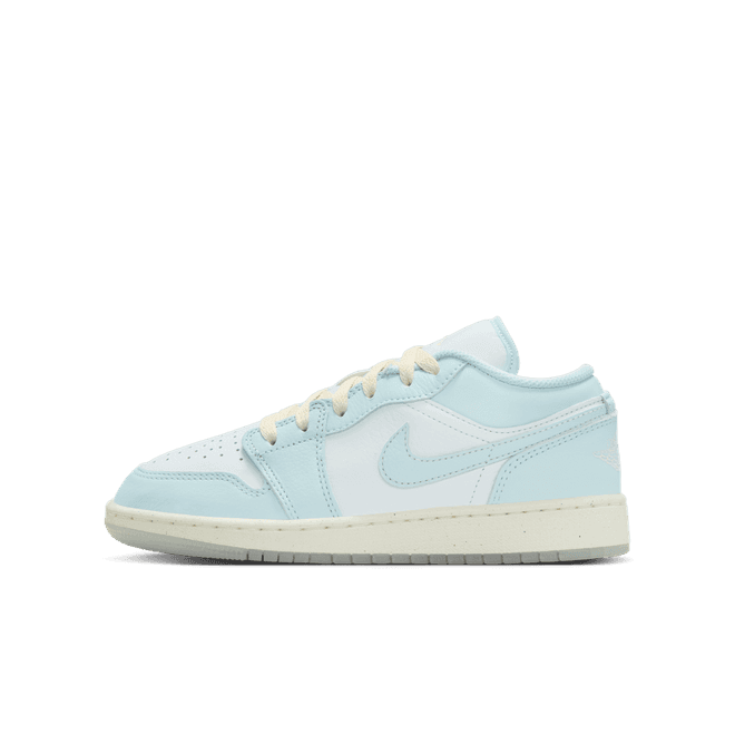 Nike Air Jordan 1 Low SE Older Kids'